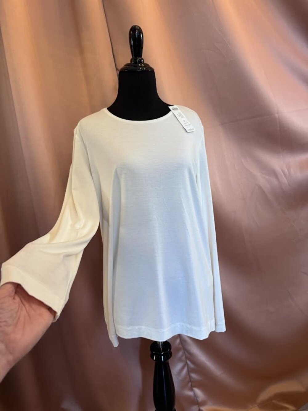 Chico's Essential Layer Top Size 2 L Ivory Ecru Rayon Stretch Long Sleeve NWT